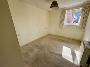Bedroom- click for photo gallery